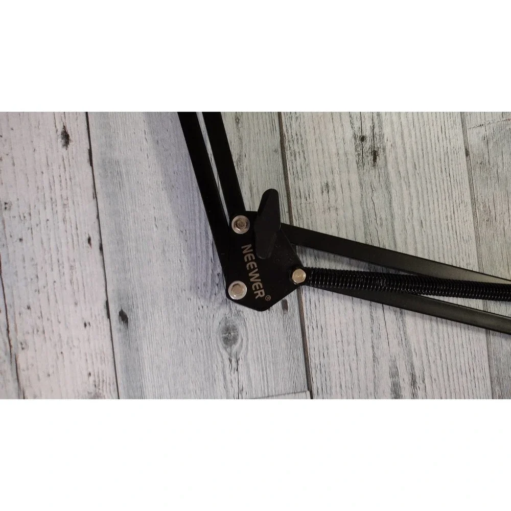 Neewer Scissor Arm & Mic Filter. As Is & As Shown! Black!